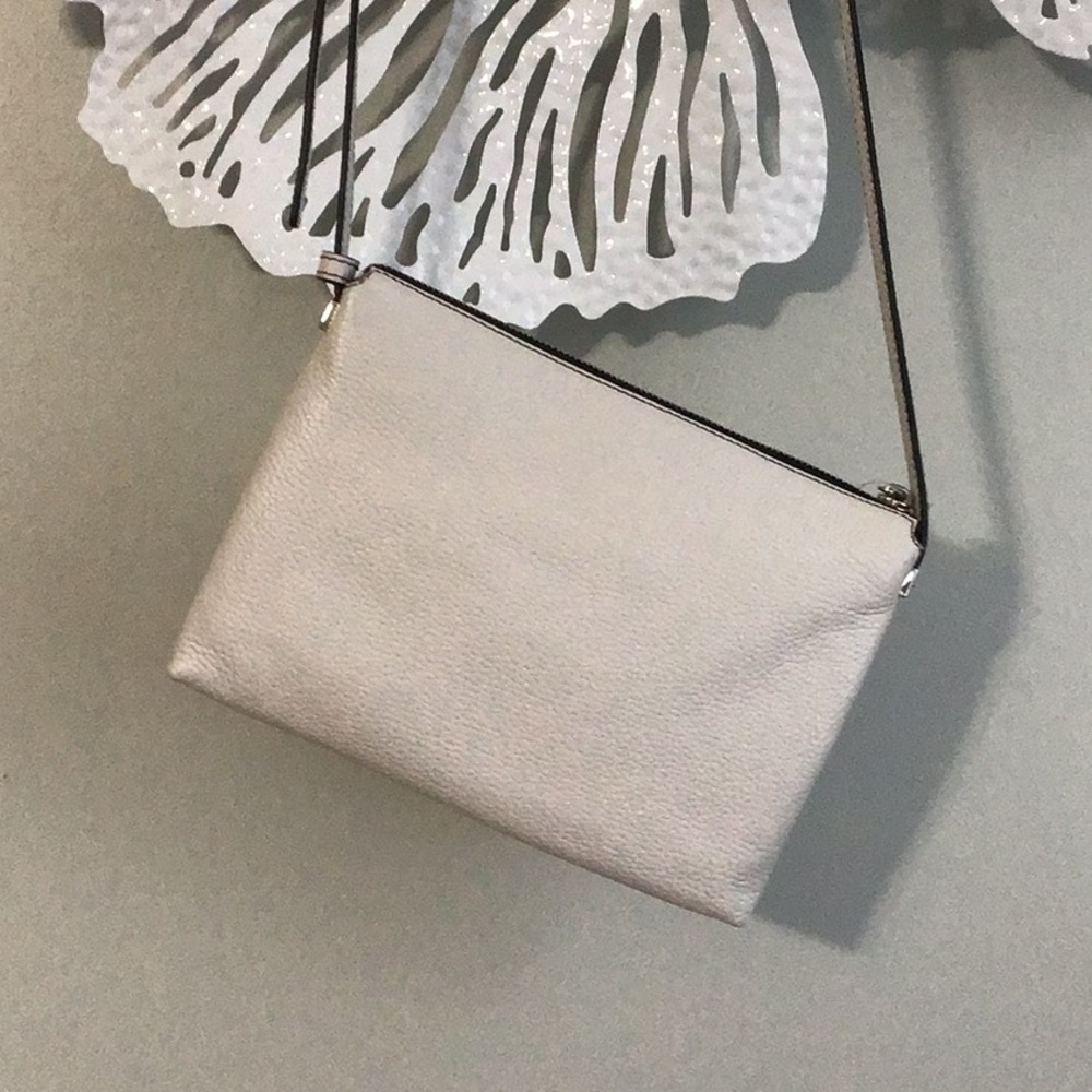 New w/o Tags Marc Jacobs White Leather Crossbody - Picture 4 of 8